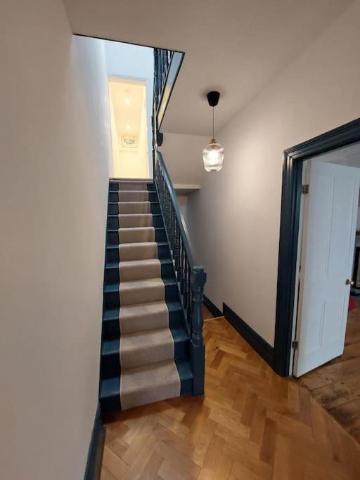 Large Newly Refurbished House Close To Harbour Bristol Exteriér fotografie
